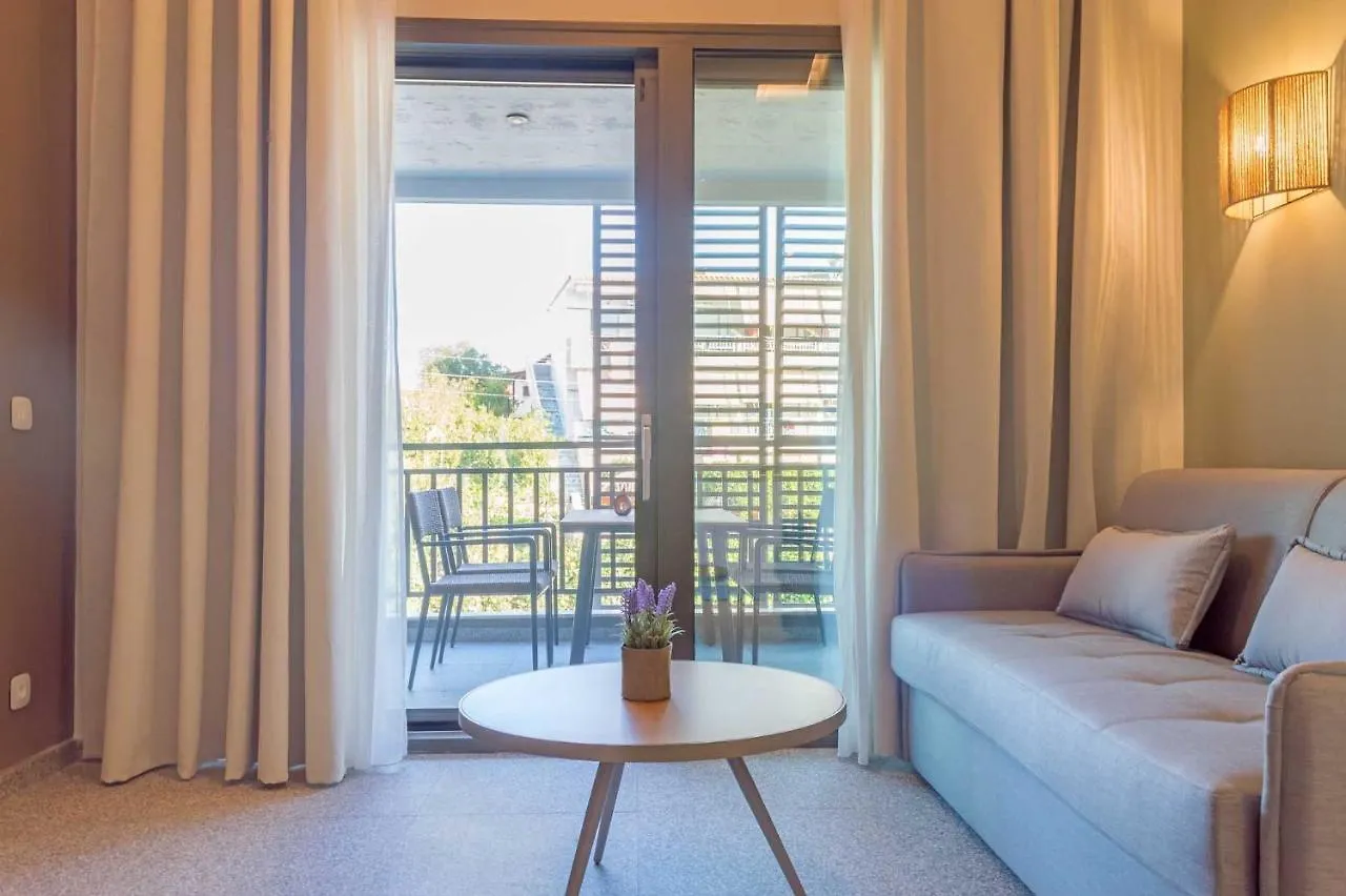 Hotel Eco Green Residences & Suites Toroni