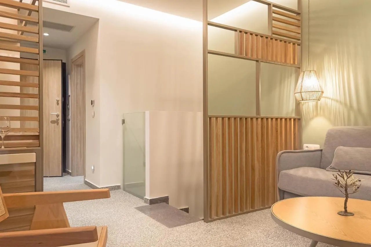 Eco Green Residences & Suites Toroni Hotel