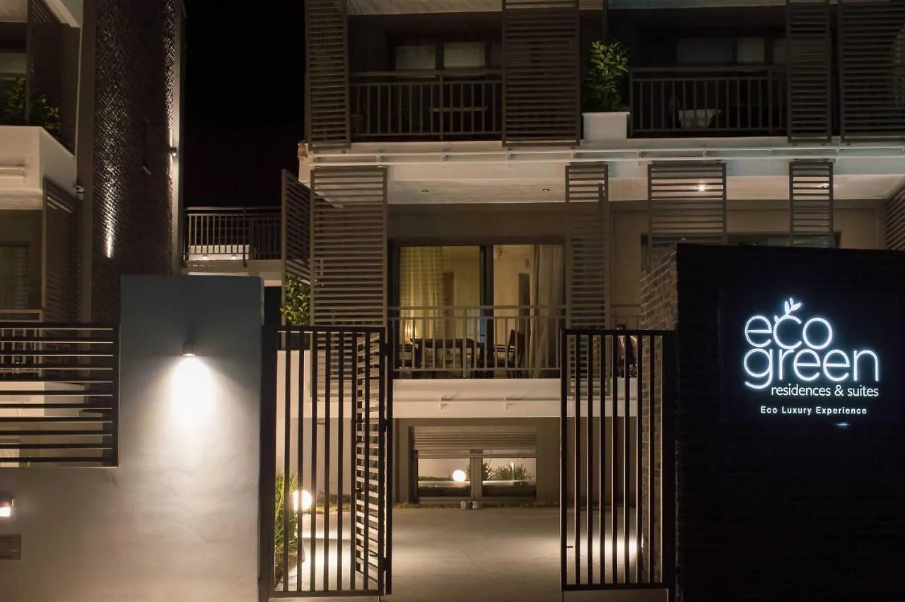 Отель Eco Green Residences & Suites Торони
